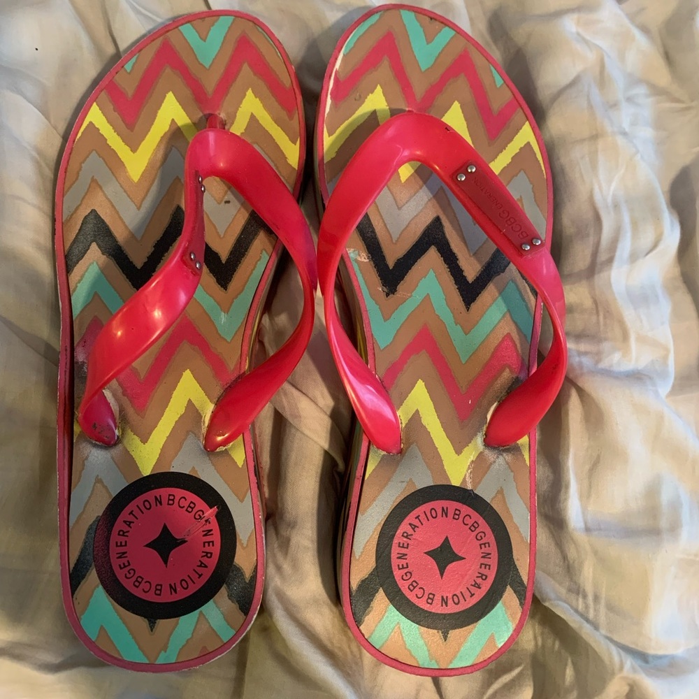 BCBG Flip Flops